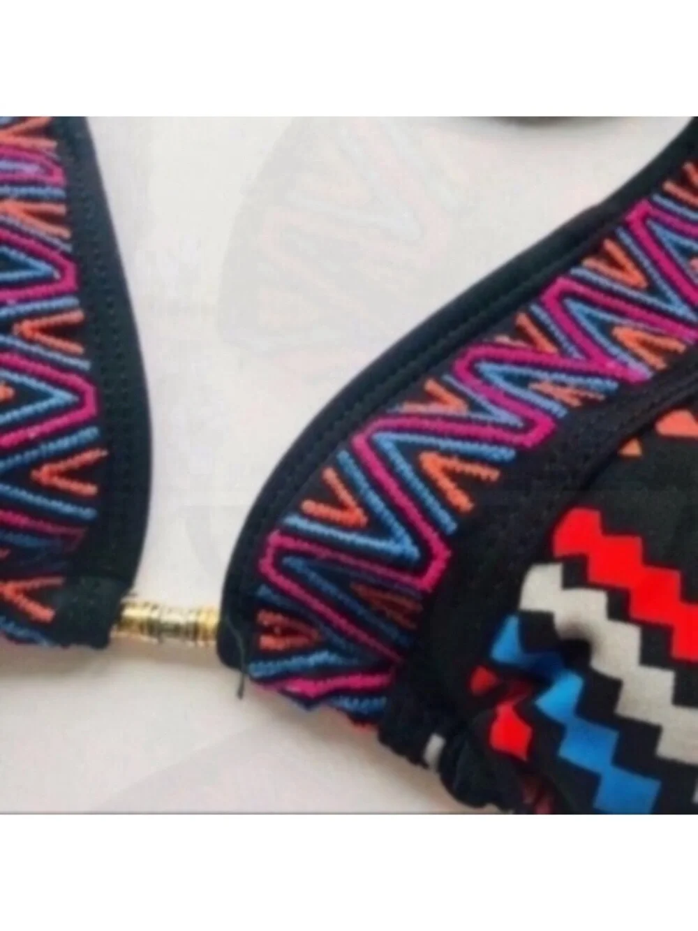 Guess Black Triangle Bikini Top Colorful Print size XS - Picture 3 of 3